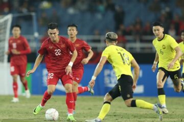 AFF Cup - Malaysia nhận thất bại đầu tiên ở AFF Cup trước Việt Nam